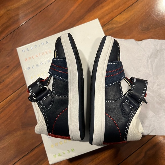 GEOX Biglia Nappa Leather & Suede Sneaker | Navy & White & Red | 6.5 | Preowned - Picture 5 of 10